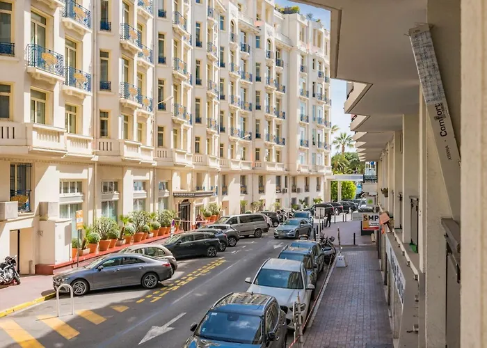 2-3 Bedroom Ideally Located